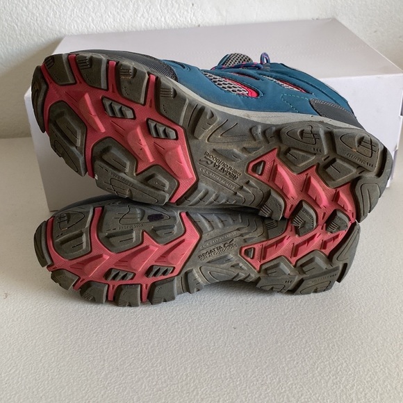 Regatta Holcombe IEP Junior Waterproof Walking Boots size 5 no box - Picture 8 of 13